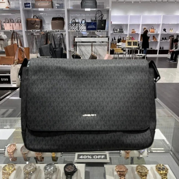 37U9LHRM2B HARRISON LAPTOP Messenger Crossbody - Picture 3 of 11